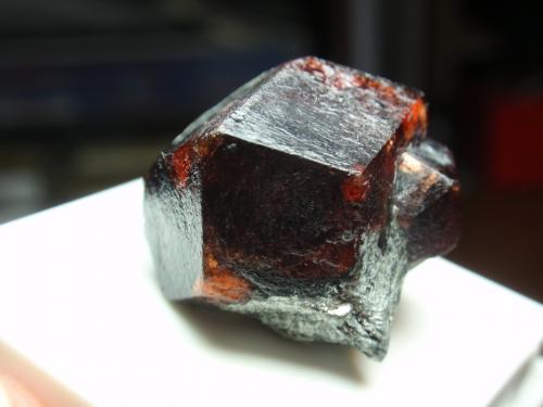 Almandino (Grupo Granate)<br />Ontario, Canada<br />20x15 mm<br /> (Autor: Ignacio)