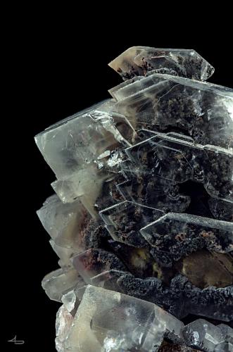 Baryte, Goethite<br />Clara Mine, Rankach Valley, Oberwolfach, Wolfach, Black Forest, Baden-Württemberg, Germany<br />5,7 x 4 x 3,8 cm<br /> (Author: Niels Brouwer)