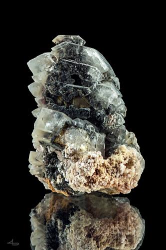 Baryte, Goethite<br />Clara Mine, Rankach Valley, Oberwolfach, Wolfach, Black Forest, Baden-Württemberg, Germany<br />5,7 x 4 x 3,8 cm<br /> (Author: Niels Brouwer)