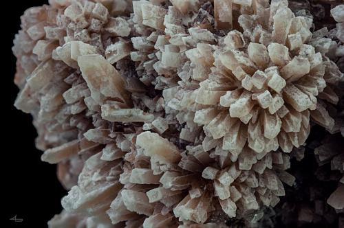 Baryte<br />Clara Mine, Rankach Valley, Oberwolfach, Wolfach, Black Forest, Baden-Württemberg, Germany<br />8,1 x 5,6 x 4,5 cm<br /> (Author: Niels Brouwer)