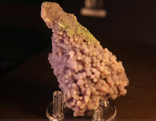 Quartz (variety chalcedony)<br />Mamuju area, Sulawesi Barat Province, Indonesia<br />91mm x 43mm x 42mm<br /> (Author: franjungle)