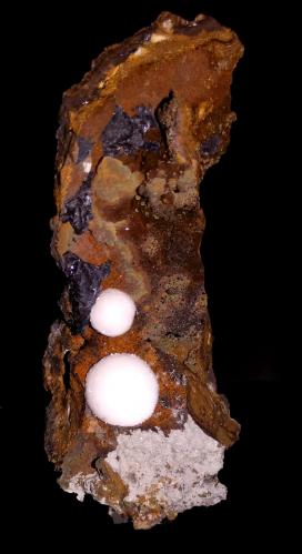 Hemimorfita<br />San Valentín open pit, Sancti Espíritu, Sierra Minera de Cartagena-La Unión, La Unión, Comarca Campo de Cartagena, Region of Murcia (Murcia), Spain<br />5,0 x 2,0 cm.<br /> (Autor: Carles)