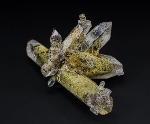 Quartz<br />Curvelo, Minas Gerais, Brasil<br />5.8 x 3.4 cm<br /> (Author: am mizunaka)