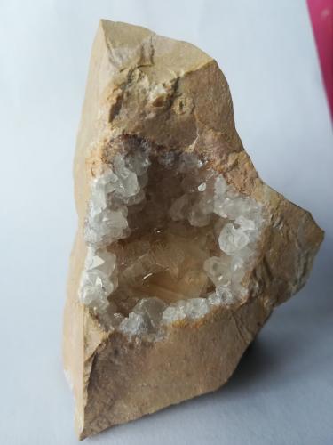 Calcita.<br />Canteras de arcilla, La Cañada de Verich, Comarca del Bajo Aragón, Teruel, Aragón, España<br />12 x 6 cm.<br /> (Autor: Rafael varela olveira)