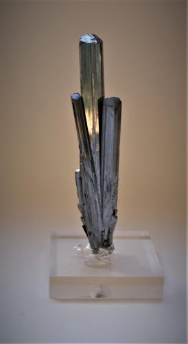 Stibnite<br />Mina Wuning, Qingjiang, Wuning, Prefectura Jiujiang, Provincia Jiangxi, China<br />100mm  x 20mm x 20mm<br /> (Author: Philippe Durand)