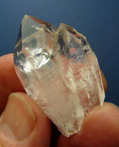 Quartz<br />Ceres, Warmbokkeveld Valley, Ceres, Valle Warmbokkeveld, Witzenberg, Cape Winelands, Western Cape Province, South Africa<br />39 x 25 x 13 mm<br /> (Author: Pierre Joubert)