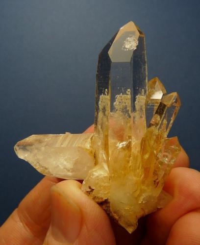 Quartz<br />Ceres, Warmbokkeveld Valley, Ceres, Valle Warmbokkeveld, Witzenberg, Cape Winelands, Provincia Occidental del Cabo, Sudáfrica<br />56 x 47 x 20 mm<br /> (Author: Pierre Joubert)