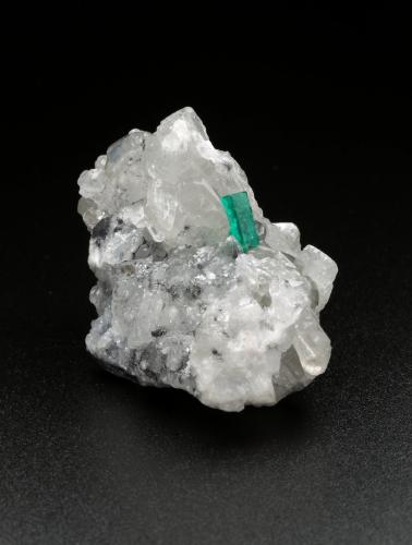 Beryl (variety emerald), Calcite, Dolomite, Quartz<br />La Pita mining district, Cunas Mine, Municipio Maripí, Western Emerald Belt, Boyacá Department, Colombia<br />42x24x23mm, xls=8mm<br /> (Author: Fiebre Verde)