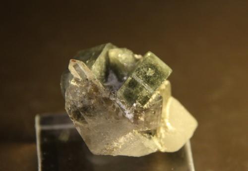 Fluorapatite and Quartz<br />Minas da Panasqueira, Aldeia de São Francisco de Assis, Covilhã, Castelo Branco, Cova da Beira, Centro, Portugal<br />44mm x 34mm x 38mm<br /> (Author: franjungle)