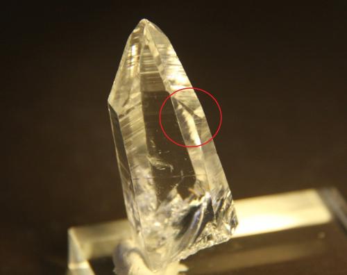 Quartz<br />Mina Peñas Blancas, Municipio San Pablo de Borbur, Cinturón Esmeraldífero Occidental, Departamento Boyacá, Colombia<br />25mm x 56mm x 18mm<br /> (Author: franjungle)