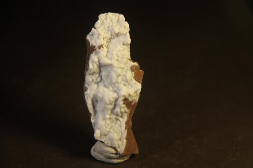 Quartz (variety chalcedony) on Opal<br />Almodóvar Hill, Distrito Vicálvaro (Villa de Vallecas), Madrid, Comarca Área Metropolitana de Madrid, Community of Madrid, Spain<br />23mm x 54mm x 8mm<br /> (Author: franjungle)