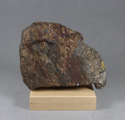 Renierita<br />Kipushi, Katanga Copper Crescent, Katanga (Shaba), Democratic Republic of the Congo (Zaire)<br />8,5 x 6,5 x 3,3 cm.<br /> (Autor: J. G. Alcolea)