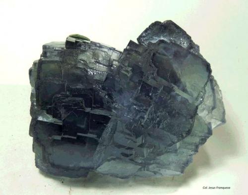 Fluorita.<br />Mina Yaogangxian, Yizhang, Prefectura Chenzhou, Provincia Hunan, China<br />95x80 mm.<br /> (Autor: Jesus Franquesa Baucells)