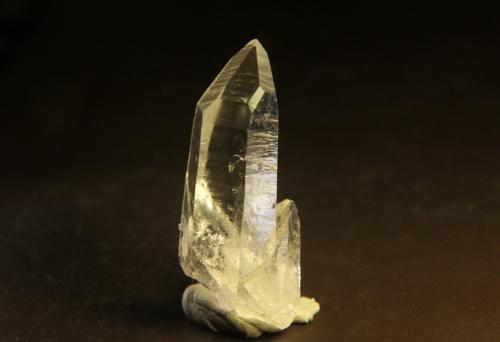 Quartz<br />Peñas Blancas Mine, Municipio San Pablo de Borbur, Western Emerald Belt, Boyacá Department, Colombia<br />25mm x 53mm x 21mm<br /> (Author: franjungle)