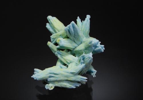 Plumbogummite ps. after Pyromorphite<br />Yangshuo / Laohu area, Haiyang Mountains, Guilin Prefecture, Guangxi Zhuang Autonomous Region, China<br />3.5 x 4.2 cm<br /> (Author: crosstimber)