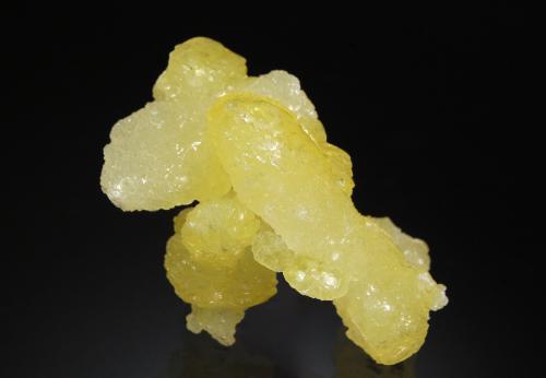 Brucite<br />Killa Saifullah District, Balochistan (Baluchistan), Pakistan<br />4.5 x 5.8 cm<br /> (Author: crosstimber)