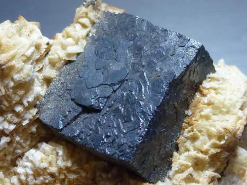 Galena<br />Aizpea claim, Cerain mines, Zerain, Comarca Goyerri, Guipúzcoa / Gipuzkoa, Basque Country (Euskadi), Spain<br />6 x 4 cm.<br /> (Autor: javier ruiz martin)