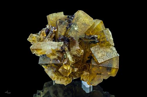 Baryte, Fluorite<br />Frisch Glück adit (Adit 134), Bergmännisch Glück Flacher vein, Frohnau, Annaberg-Buchholz, Annaberg District, Erzgebirgskreis, Saxony/Sachsen, Germany<br />5.7 cm x 4.8 cm x 2.3 cm<br /> (Author: Niels Brouwer)