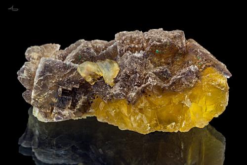 Baryte, Fluorite<br />Uranus Mine, Letzte Hoffnung Stehender vein, Kleinrückerswalde, Annaberg-Buchholz, Annaberg District, Erzgebirgskreis, Saxony/Sachsen, Germany<br />6,9 x 4,0 x 2,8 cm<br /> (Author: Niels Brouwer)