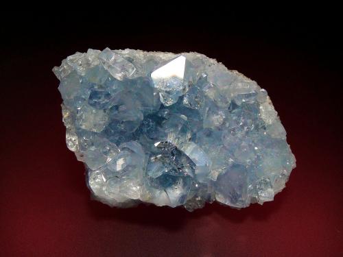 Celestina<br />Depósito de Sakoany, Comuna Katsepy, Distrito Mitsinjo, Región Boeny, Provincia Mahajanga (Majunga), Madagascar<br />8 x 5 cm.<br /> (Autor: Antonio P. López)