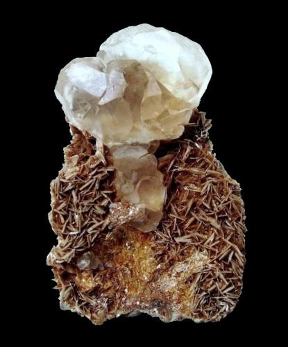 Fluorite, Muscovite<br />Nagar, Hunza Valley, Nagar District, Gilgit-Baltistan (Northern Areas), Pakistan<br />Specimen height 5 cm, largest fluorite 2 cm<br /> (Author: Tobi)