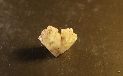 Aragonite<br />Keuper outcrop, Los Frailes, Luzón, Comarca Señorío de Molina-Alto Tajo, Guadalajara, Castilla-La Mancha, Spain<br />22mm x 25mm x 12mm<br /> (Author: franjungle)