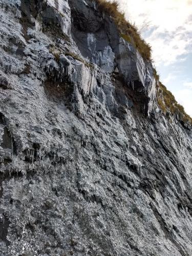 Cliffs icing up (Author: Bergur_E_Sigurdarson)