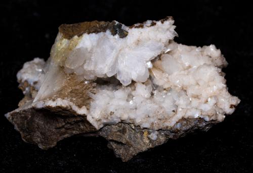 Stilbite, Natrolite (?)<br />Hvalfjörður, Capital Region, Iceland<br />50x46x28mm<br /> (Author: Bergur_E_Sigurdarson)