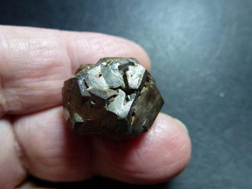 Pirita<br />Soneja, Comarca Alto Palancia, Castellón / Castelló, Valencian Community / Comunitat Valenciana, Spain<br />2 x 2 cm.<br /> (Autor: javier ruiz martin)