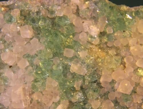 Fluorite and Calcite<br />Pedrera Berta, Turó de Can Domènech, Serra de Roques Blanques, Sant Cugat del Vallès-El Papiol, Comarca Vallès Occidental / Baix Llobregat, Barcelona, Cataluña / Catalunya, España<br />128mm x 73mm x 56mm. Detail.<br /> (Author: franjungle)