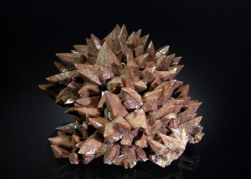 Calcite<br />Santa Eulalia District, Municipio Aquiles Serdán, Chihuahua, Mexico<br />5.2 x 8.1 x 9.1 cm<br /> (Author: crosstimber)