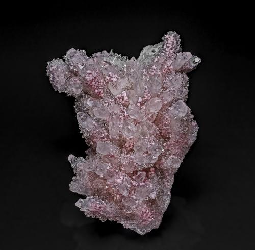 Rhodochrosite, Quartz<br />Casapalca, Distrito Chicla, Provincia Huarochiri, Departamento Lima, Perú<br />7.7 x 5.7 cm<br /> (Author: am mizunaka)