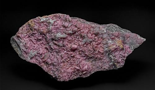 Rhodochrosite, Quartz<br />Mina Emma, Butte, Distrito Butte, Condado Silver Bow, Montana, USA<br />13.6 x 6.4 cm<br /> (Author: am mizunaka)