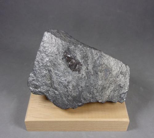 Boulangerita<br />Glanzenberg Mine, Silberg, Kirchhundem, Olpe, Sauerland, North Rhine-Westphalia/Nordrhein-Westfalen, Germany<br />7,7 x 5,6 x 3 cm.<br /> (Autor: J. G. Alcolea)