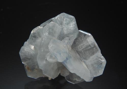 Barite<br />Shirley Basin, Medicine Bow, Shirley Basin District, Carbon County, Wyoming, USA<br />3.0 x 3.8 cm<br /> (Author: crosstimber)