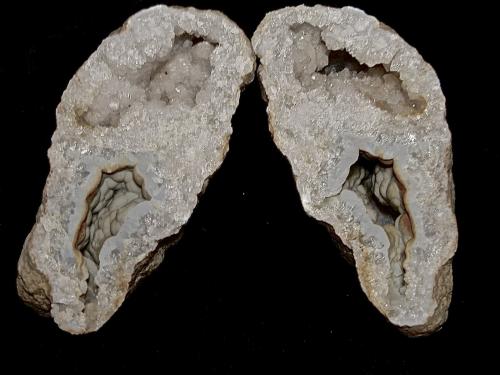 Quartz with Quartz (variety chalcedony)<br />Indiana, USA<br />11 cm x 7 cm<br /> (Author: Bob Harman)