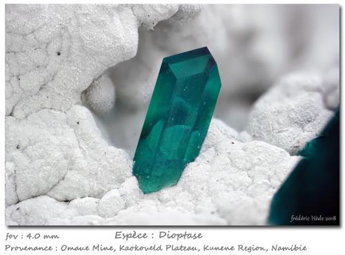 Dioptase<br /><br />fov 4 mm<br /> (Author: ploum)