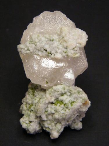 Cerussite and Smithsonite<br />Tsumeb Mine, Tsumeb, Otjikoto Region, Namibia<br />34mm x 56mm x 27mm<br /> (Author: Heimo Hellwig)