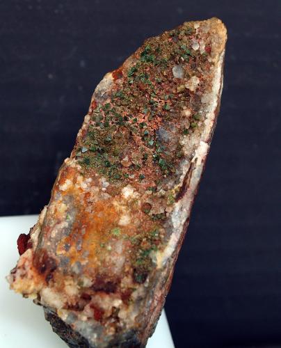 Libethenita<br />Mina Miguel Vacas, Freguesías Pardais y Conceição, Vila Viçosa, Distrito Évora, Província Alentejo Central, Región Alentejo, Portugal<br />4 x 3 cm<br /> (Autor: Pedro Antonio)