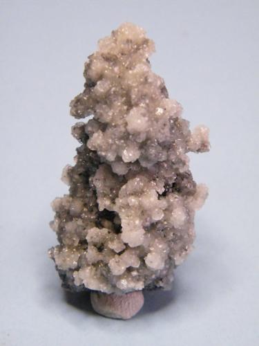 Smithsonite<br />Tsumeb Mine, Tsumeb, Otjikoto Region, Namibia<br />27mm x 47mm x 22mm<br /> (Author: Heimo Hellwig)