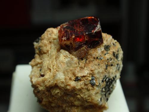Zircón<br />Skardu District, Gilgit-Baltistan (Northern Areas), Pakistan<br />30x30 mm<br /> (Autor: Ignacio)
