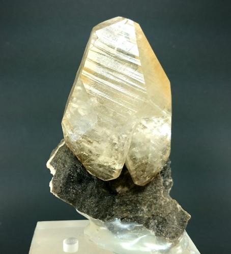 Calcita<br />Mina La Cuerre, zona minera de La Florida, Rionansa-Herrerías, Comarca Saja-Nansa, Cantabria, España<br />9.5 x 5.3 cm<br /> (Autor: Diego Navarro)