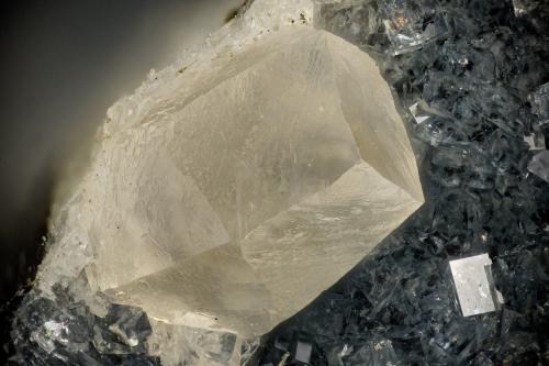 Calcite<br />Upper Ritter Quarry, Ritter, Grant County, Oregon, USA<br />FOV = 4.7 mm<br /> (Author: Doug)