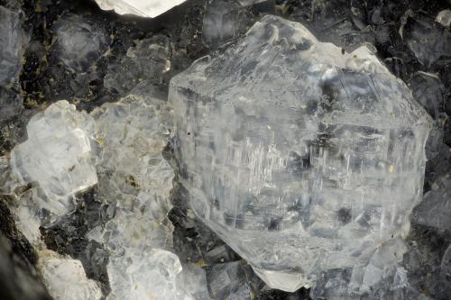 Gmelinite, Phillipsite<br />Devils Backbone, North Fork of John Day River, Ritter, Grant County, Oregon, USA<br />FOV = 4.2 mm<br /> (Author: Doug)