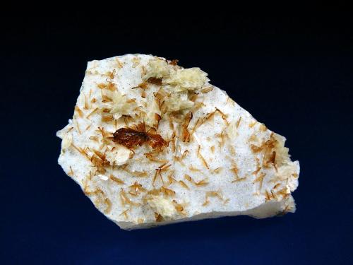 Collinsita y Eosphorita<br />Concesión Ilha, Taquaral, Itinga, Vale do Jequitinhonha, Minas Gerais, Brasil<br />4,5 x 3 cm.<br /> (Autor: Antonio P. López)