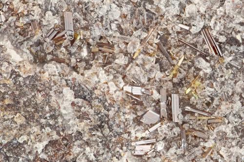 Pseudobrookite<br />Lemolo Lake, Clearwater, Douglas County, Oregon, USA<br />FOV = 1.7 mm<br /> (Author: Doug)