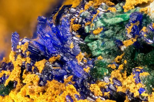 Azurite, Malachite<br />Silver Hill Mine group, Waterman District, Waterman Mountains, Pima County, Arizona, USA<br />FOV = 3.0 mm<br /> (Author: Doug)