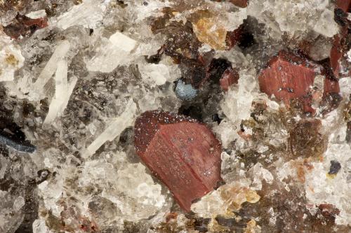 Fluorapatite<br />Summit Rock, Klamath County, Oregon, USA<br />FOV = 2.8 mm<br /> (Author: Doug)
