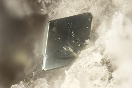 Hematite<br />Summit Rock, Klamath County, Oregon, USA<br />FOV = 0.9 mm<br /> (Author: Doug)