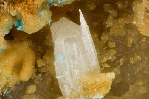Cerussite<br />Friedrichssegen Mine, Frücht, Bad Ems District, Lahn Valley, Rhineland-Palatinate/Rheinland-Pfalz, Germany<br />FOV = 3.2 mm<br /> (Author: Doug)